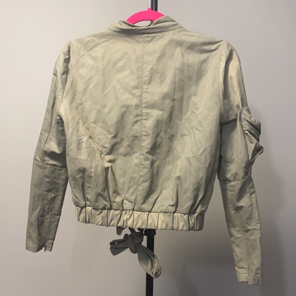 SARAH PACINI military crop light bomber - Picture 4 of 5